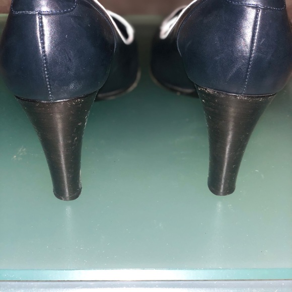 St. John Navy with white, kidskin spectator Pump